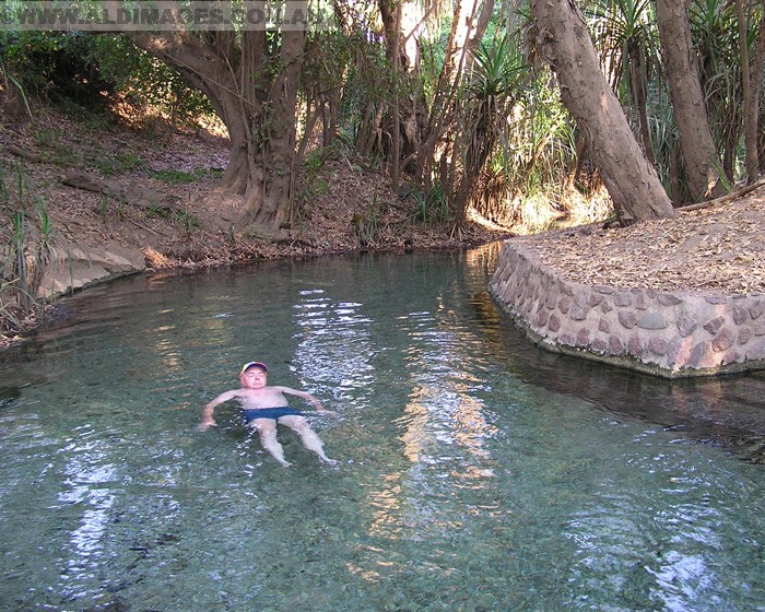 678x537 pixels (303K)